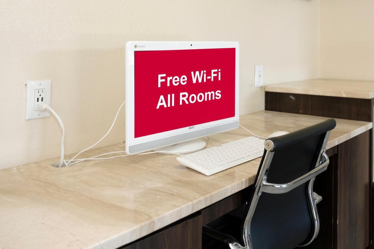 Red Roof Inn Arlington - Entertainment District Εξωτερικό φωτογραφία