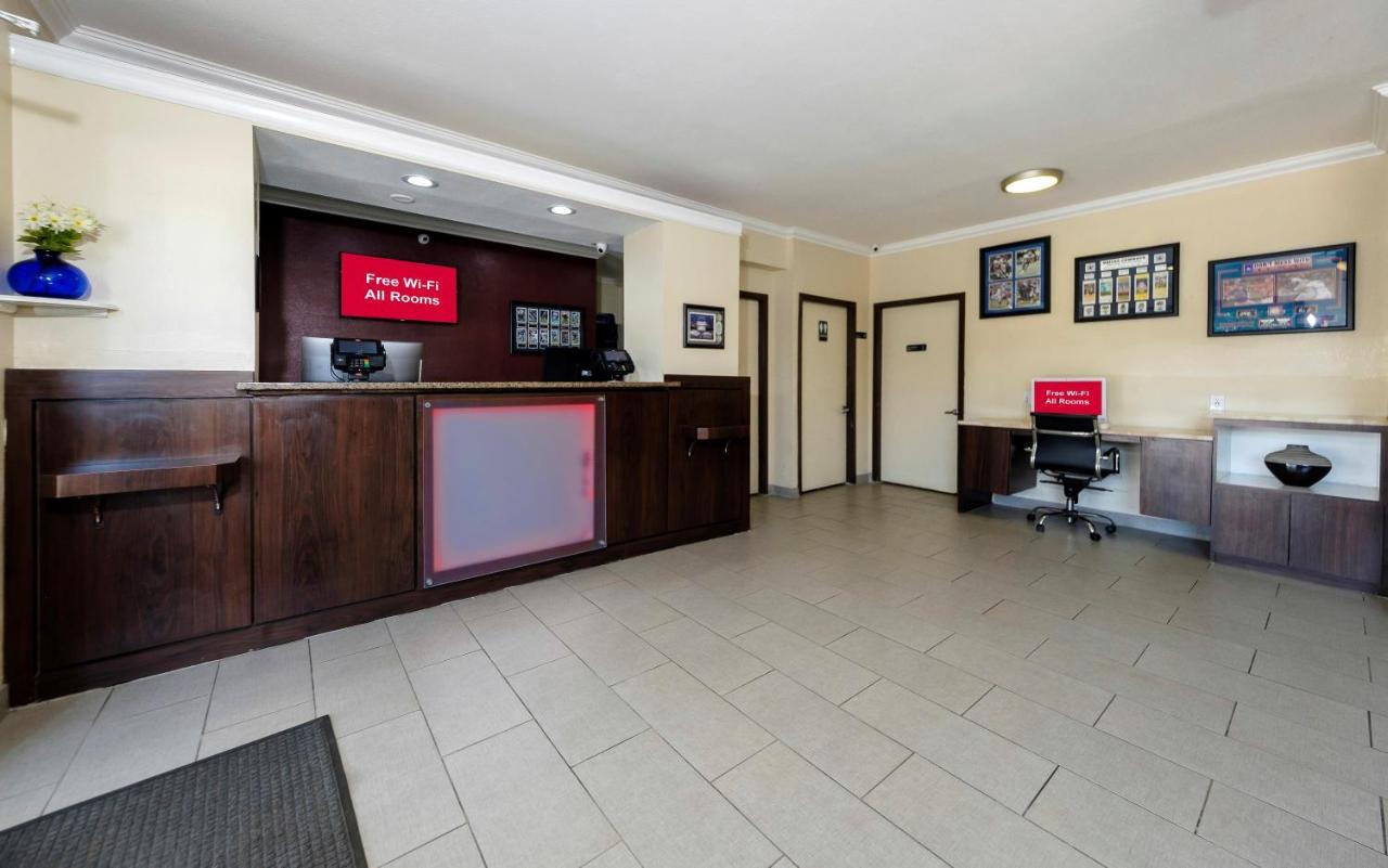 Red Roof Inn Arlington - Entertainment District Εξωτερικό φωτογραφία