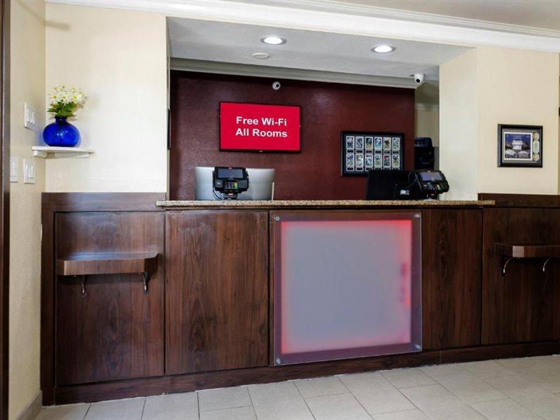 Red Roof Inn Arlington - Entertainment District Εξωτερικό φωτογραφία