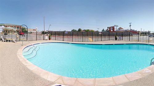 Red Roof Inn Arlington - Entertainment District Εξωτερικό φωτογραφία